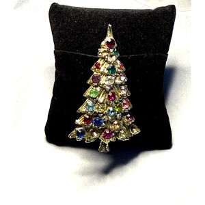 Vintage Christmas Tree Brooch Pin Multi Color Rhinestone Retro Unsigned MCM